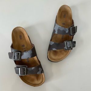 Birkenstock gray camo sandals